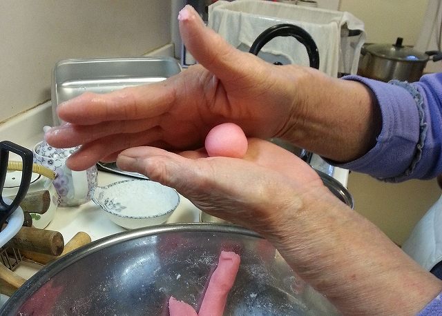 まゆ玉を手作りしてみよう